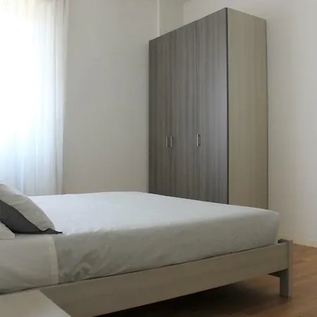 Zubed Apartments-via Carlo Farini Apartment Milan