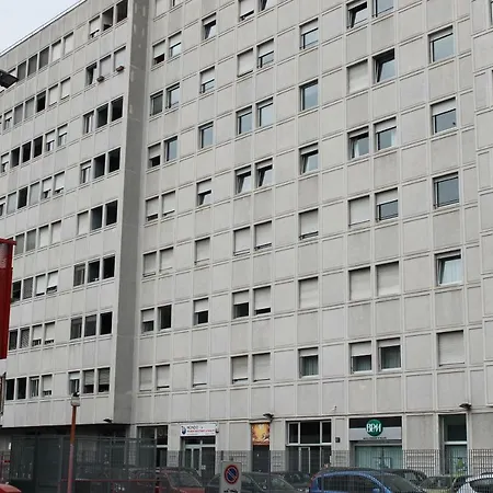 Zubed Apartments-via Carlo Farini Milan