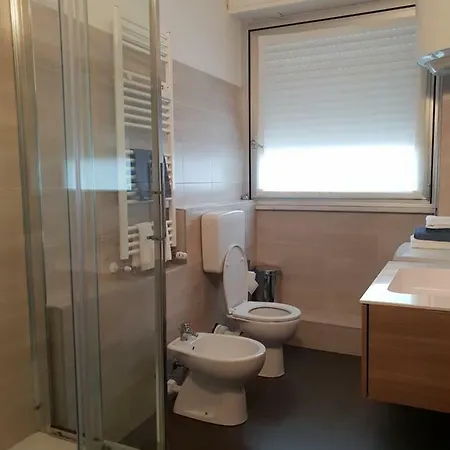 Apartment Zubed Apartments-via Carlo Farini *