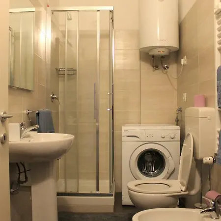 Apartment Zubed Apartments-via Carlo Farini Milan