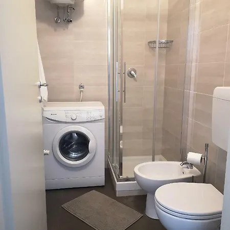 Zubed Apartments-via Carlo Farini Apartment